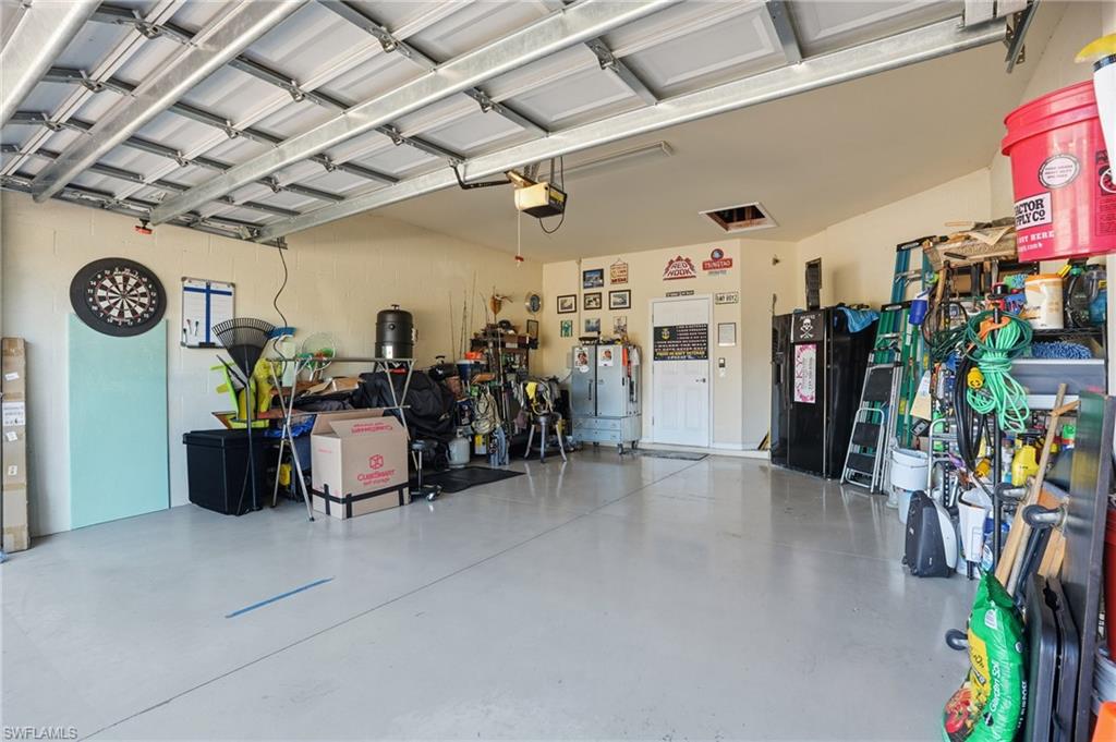 REFLECTION LAKES OF NAPLES - Residential