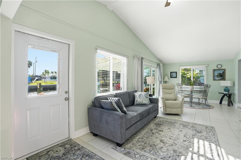 ISLAND HARBORS - Residential