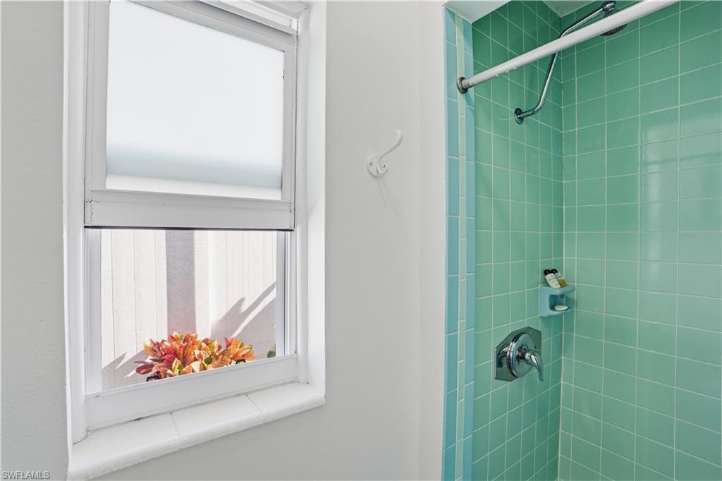 ISLAND HARBORS - Residential