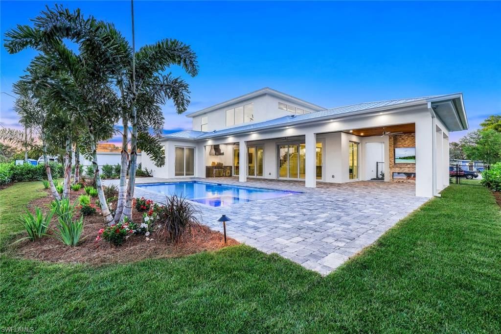 Photo of 1308 Ridge ST, NAPLES, FL 34103 (MLS # 225017038)