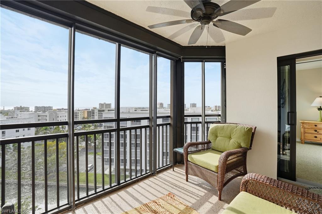 HARBOUR POINTE CONDO - Residential