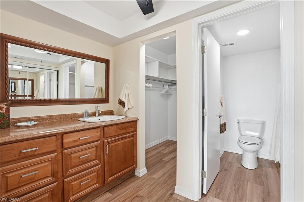 HARBOUR POINTE CONDO - Residential