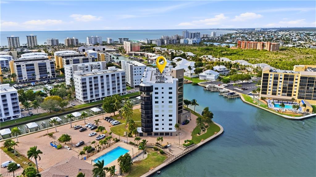 HARBOUR POINTE CONDO - Residential