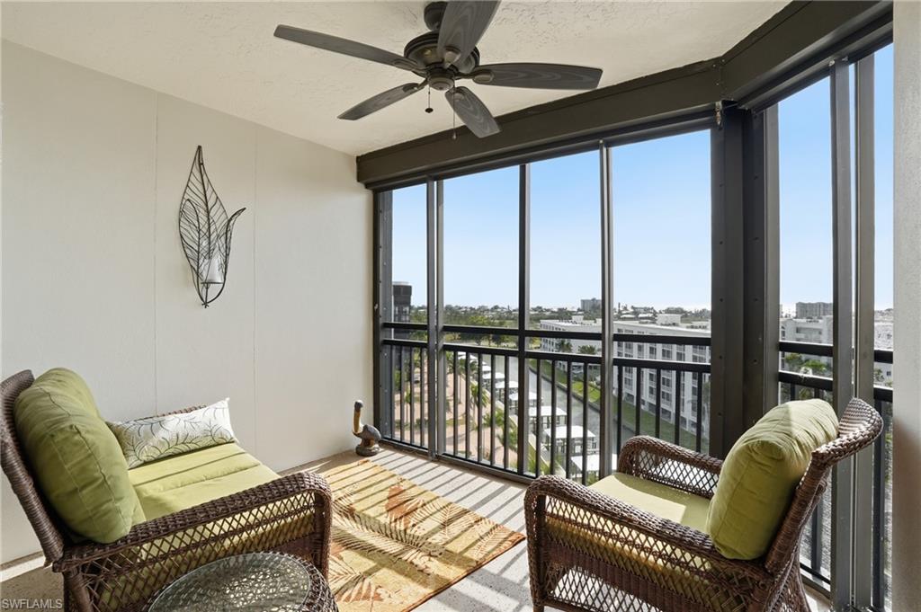 HARBOUR POINTE CONDO - Residential