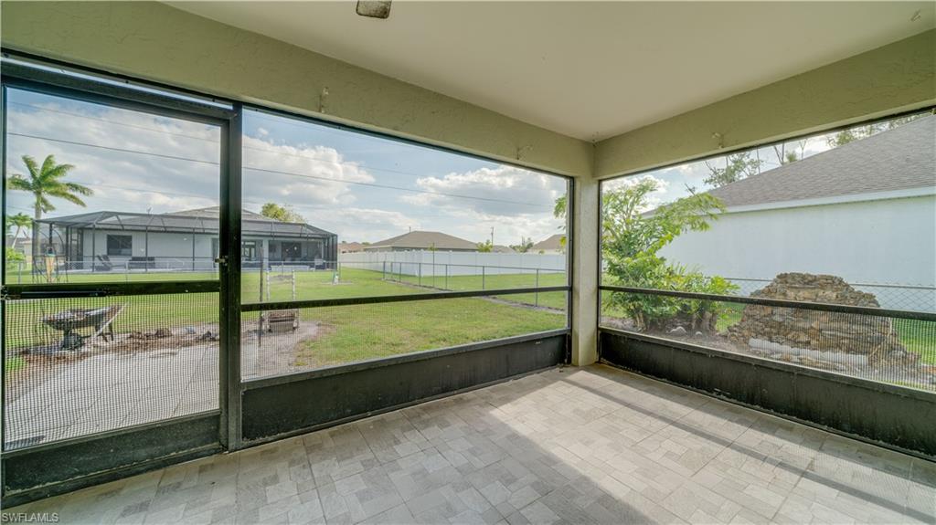 CAPE CORAL - Residential