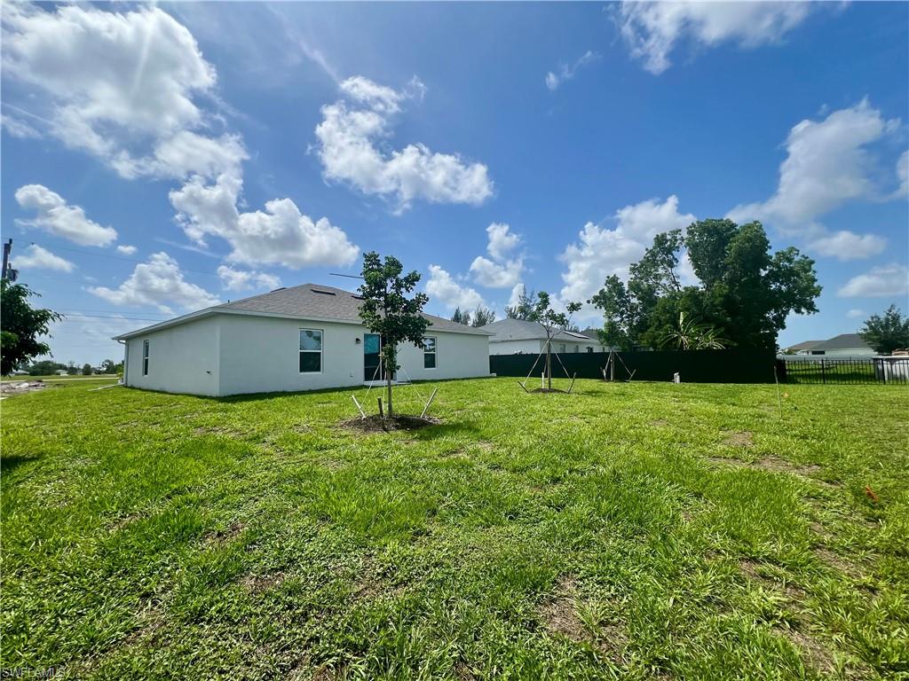CAPE CORAL - Residential