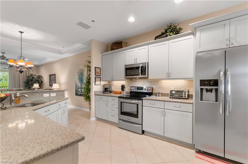 LAKE BARRINGTON - Residential