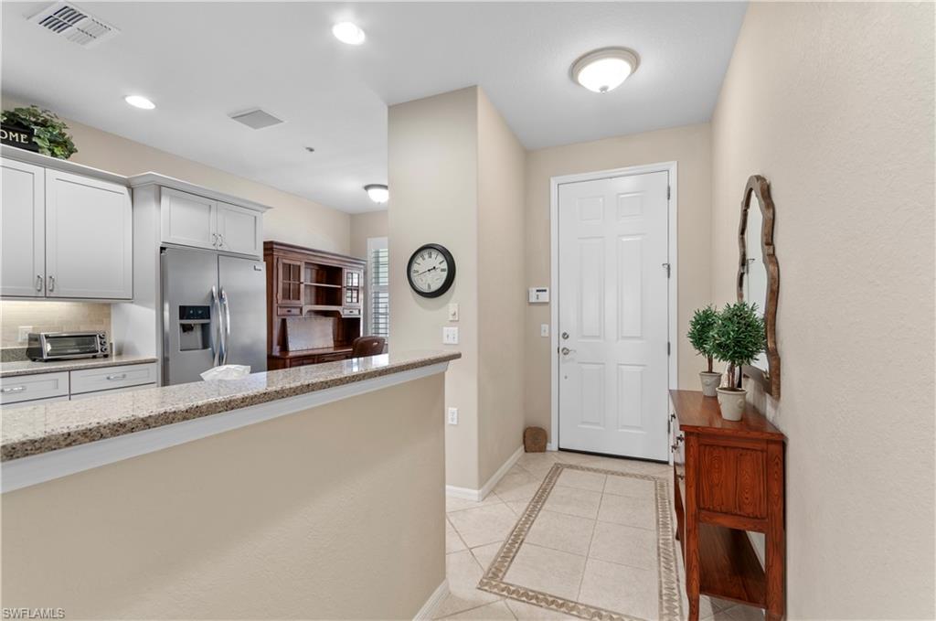 LAKE BARRINGTON - Residential