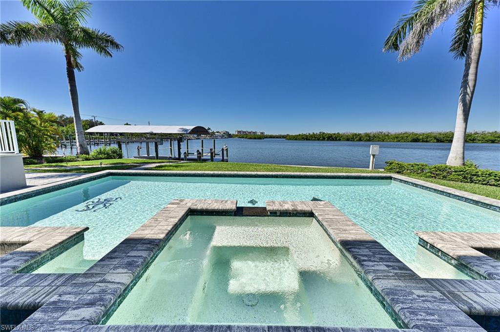 BONITA BEACH - Residential