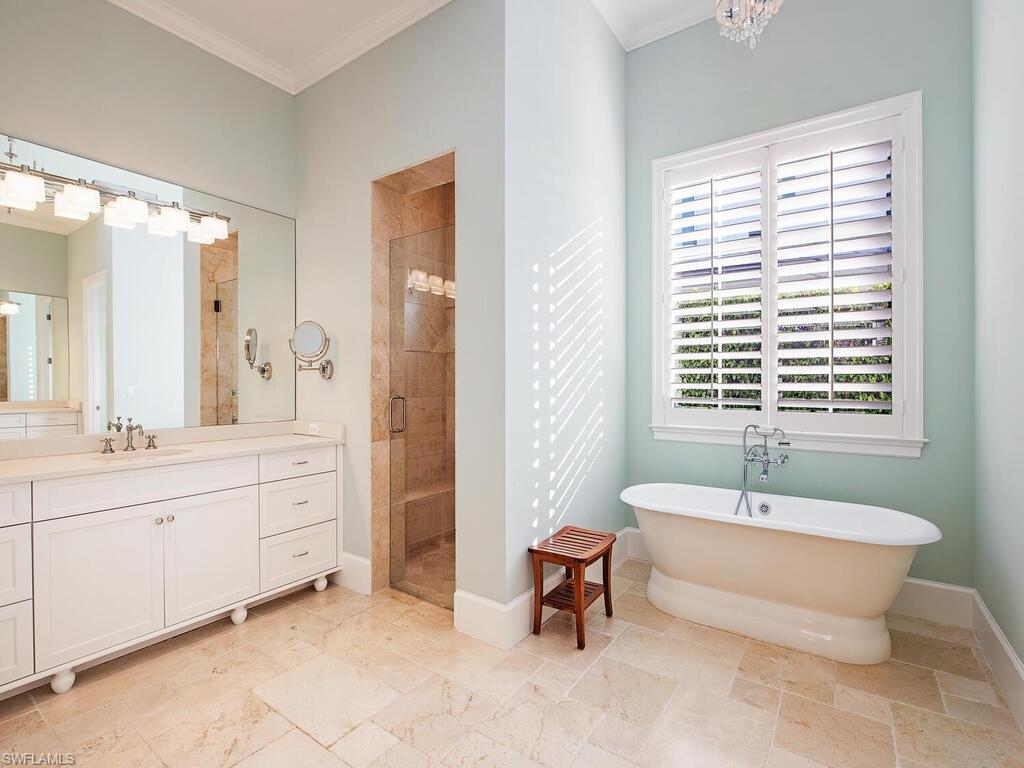 ROYAL HARBOR - Residential