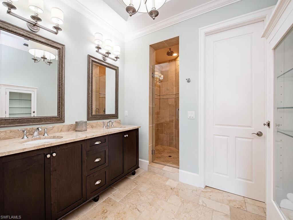 ROYAL HARBOR - Residential