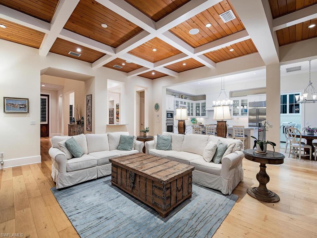 ROYAL HARBOR - Residential