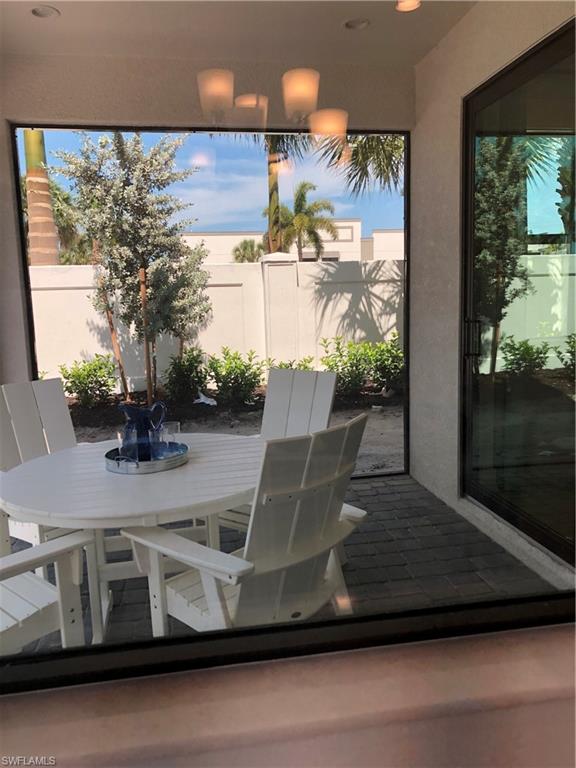 HAMILTON PLACE - Residential