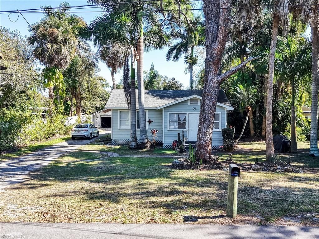 Photo of 1132 River RD, NORTH FORT MYERS, FL 33903 (MLS # 226013937)