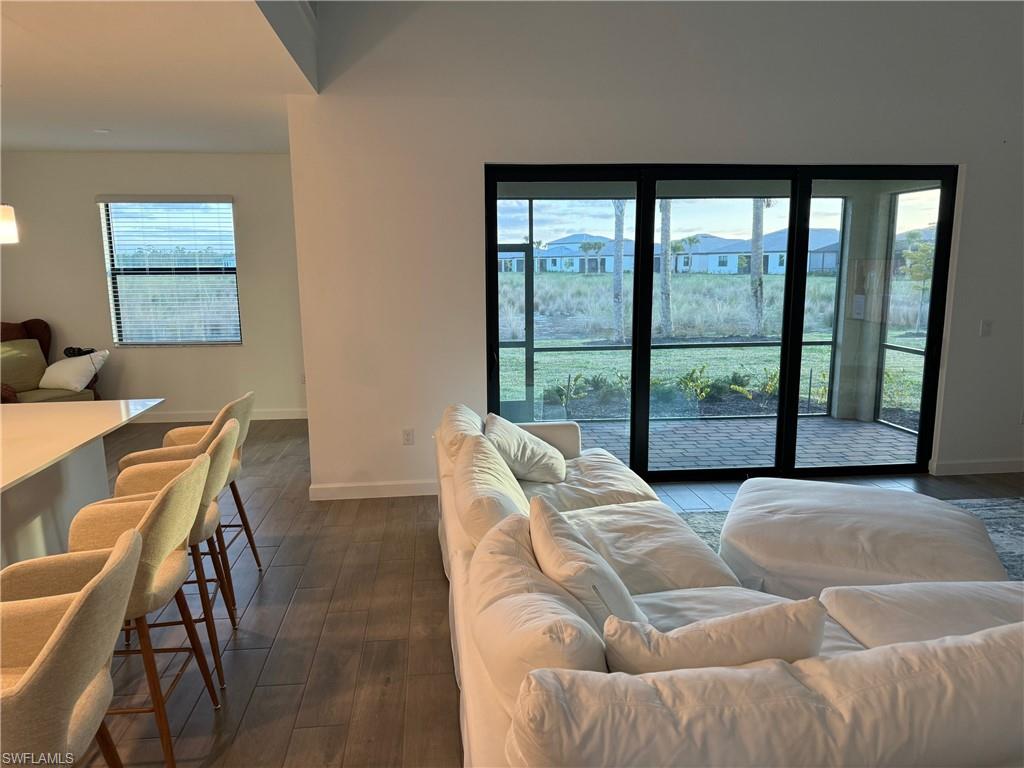 18227 Ridgeline DR S