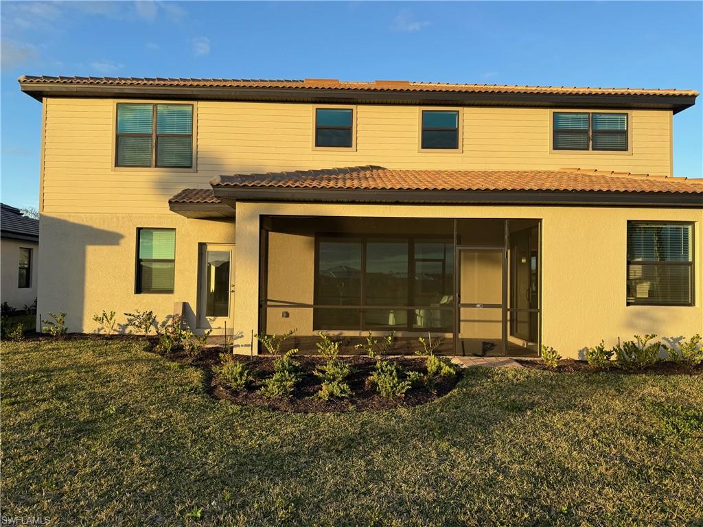 18227 Ridgeline DR S