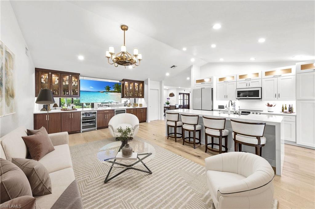 SPANISH WELLS - Residential