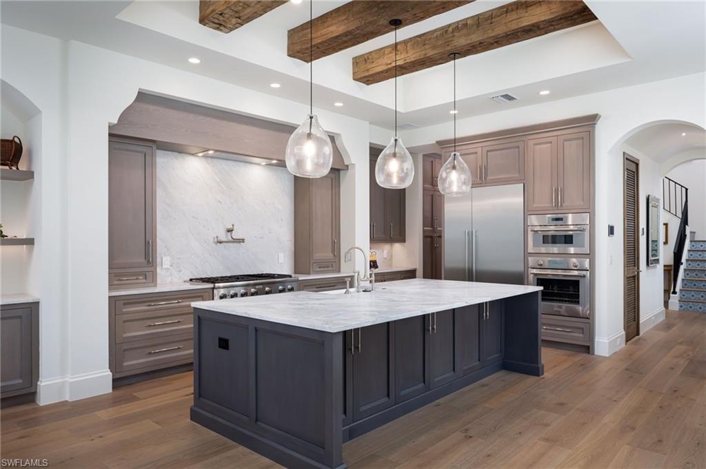 PINE RIDGE - Residential