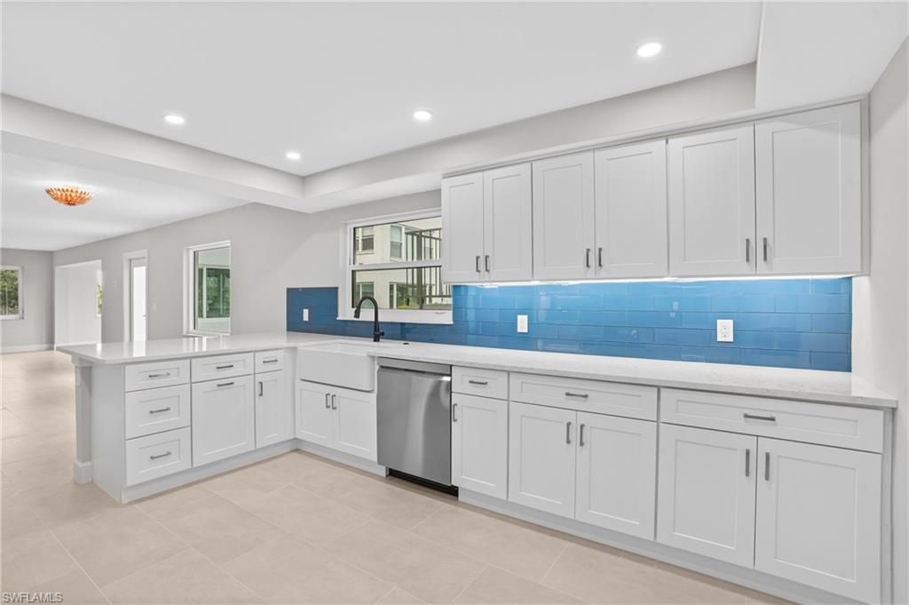 Photo of 1100 8th AVE S #128H, NAPLES, FL 34102 (MLS # 225079597)