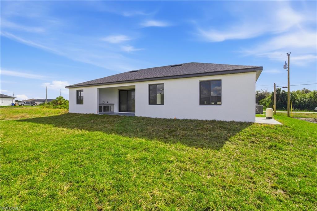 LEHIGH ACRES - Residential