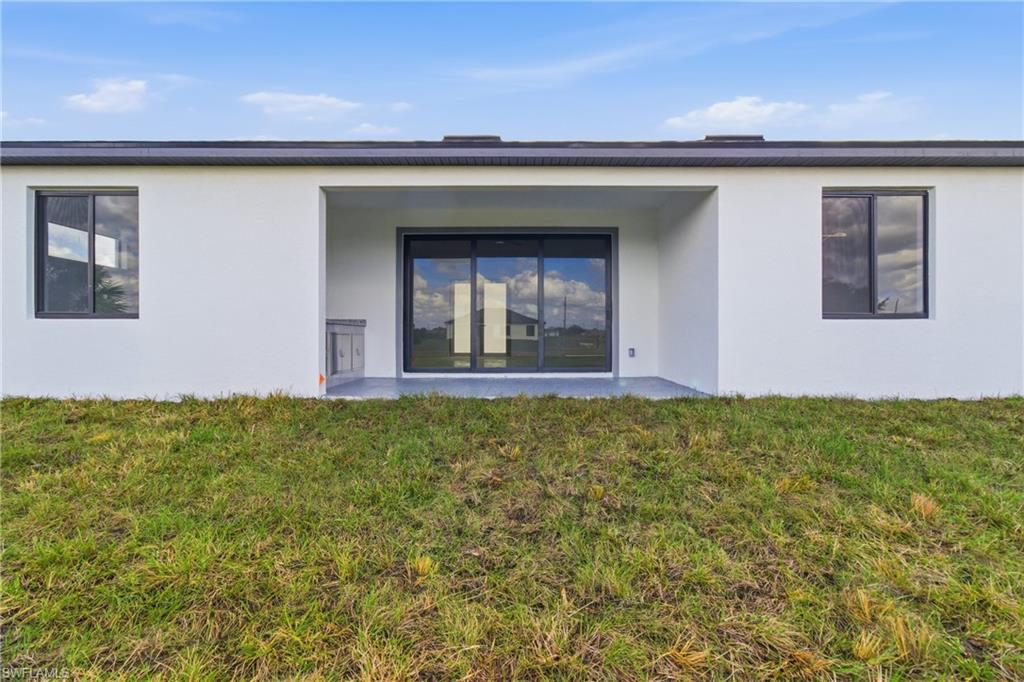 LEHIGH ACRES - Residential