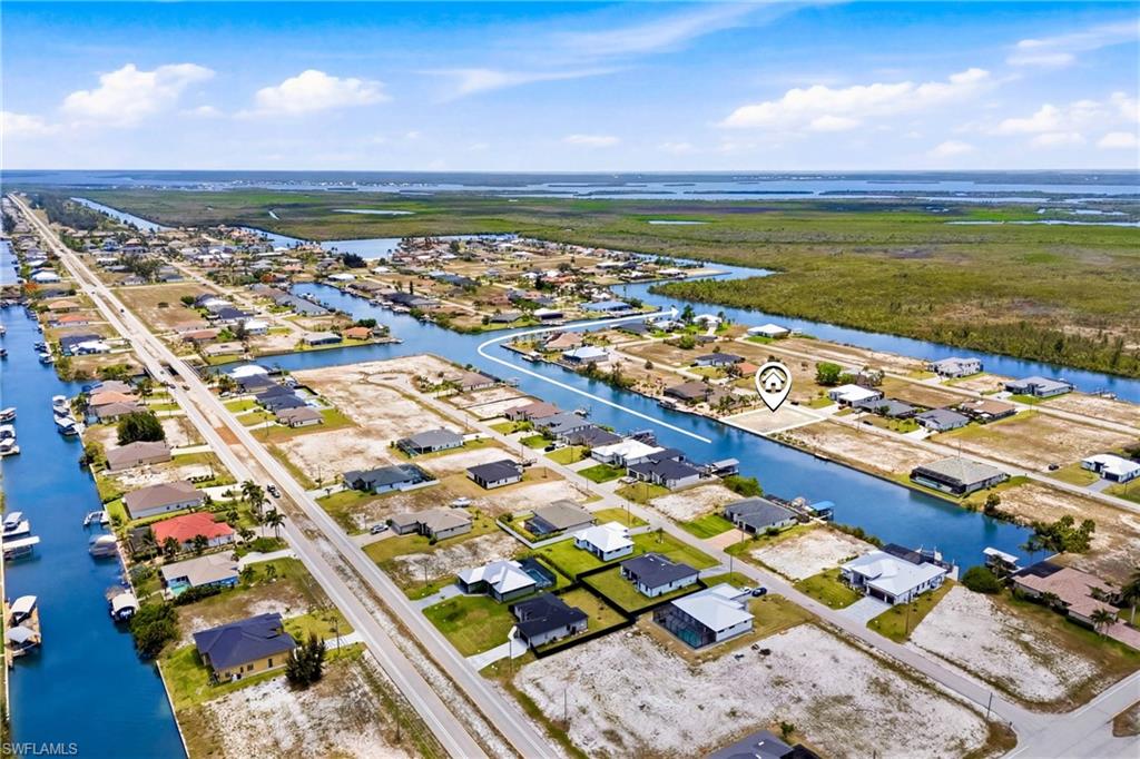 CAPE CORAL - Land