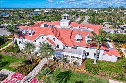 A home in NAPLES