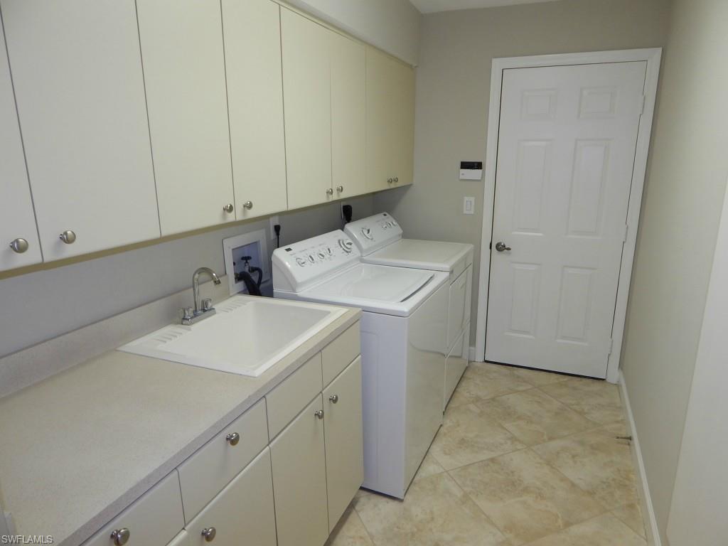 VALLEY OAK - Residential