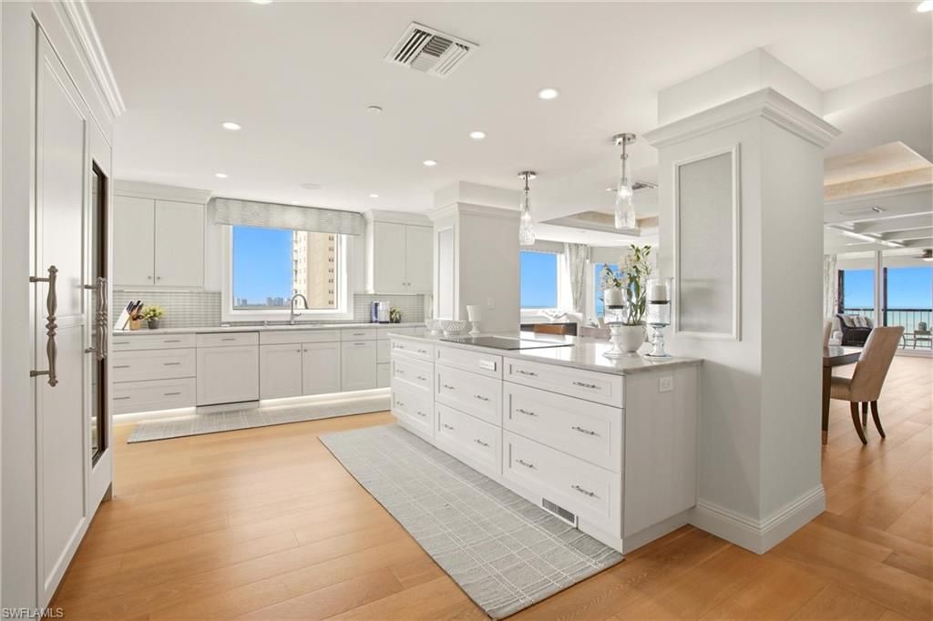 Photo of 8171 Bay Colony DR #801, NAPLES, FL 34108 (MLS # 226019652)