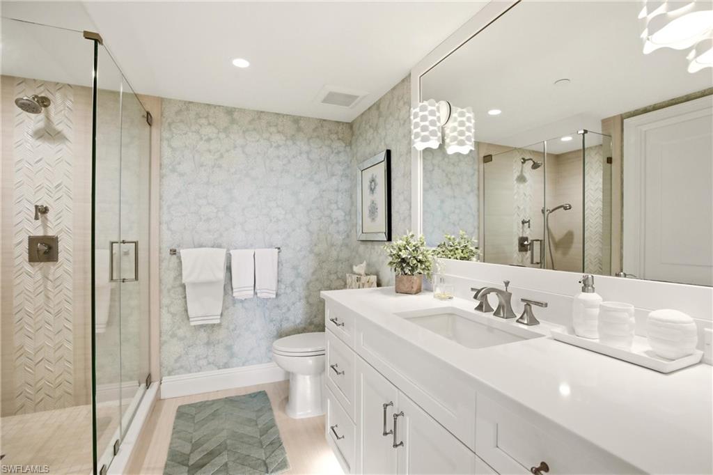 CARLYSLE AT BAY COLONY - Residential