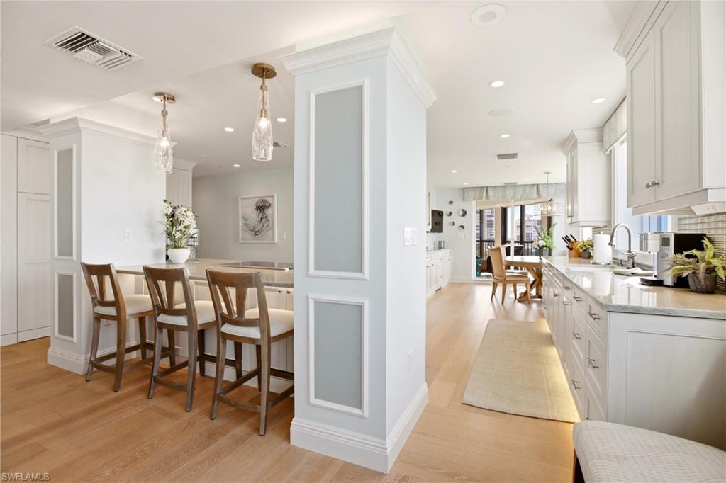 CARLYSLE AT BAY COLONY - Residential