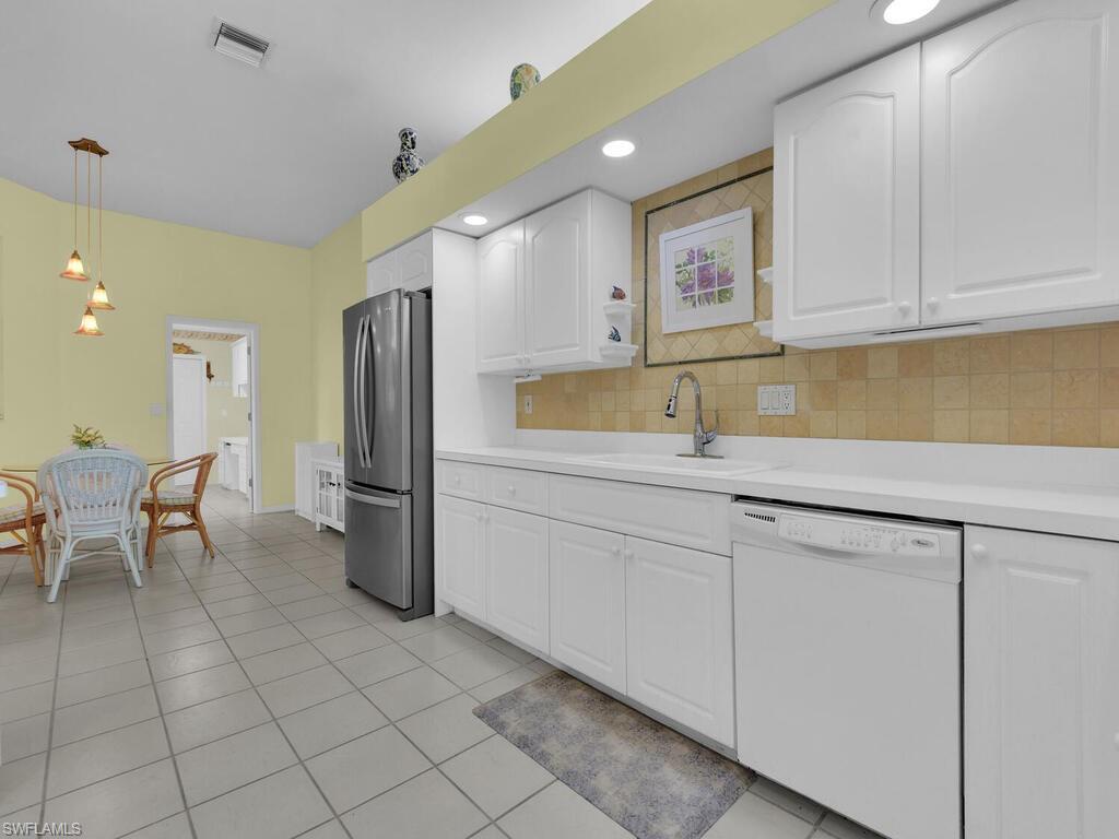 CYPRESS LAKE COUNTRY CLUB - Residential