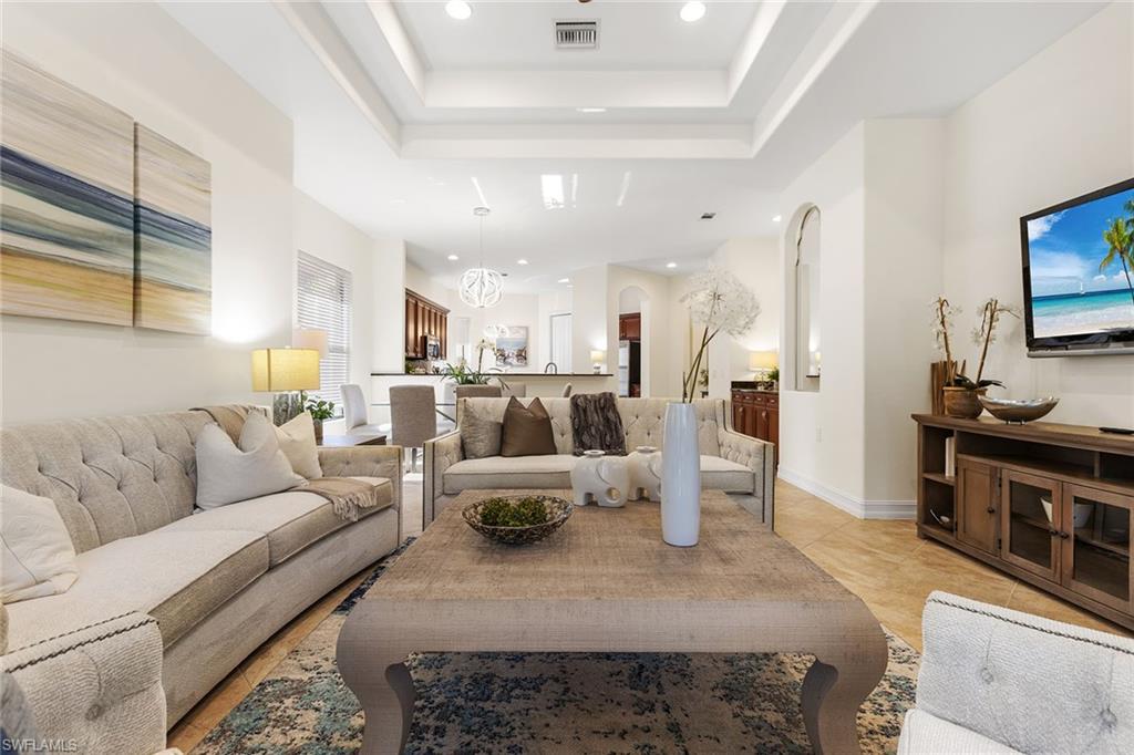 MOORGATE POINT - Residential