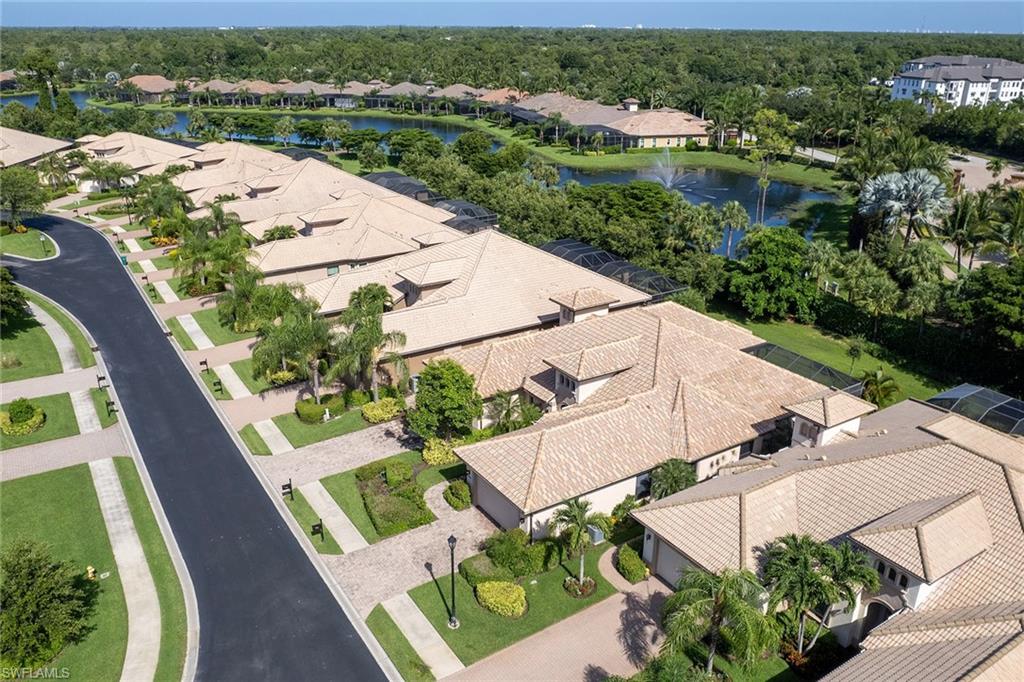 MOORGATE POINT - Residential