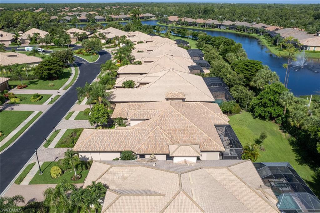 MOORGATE POINT - Residential