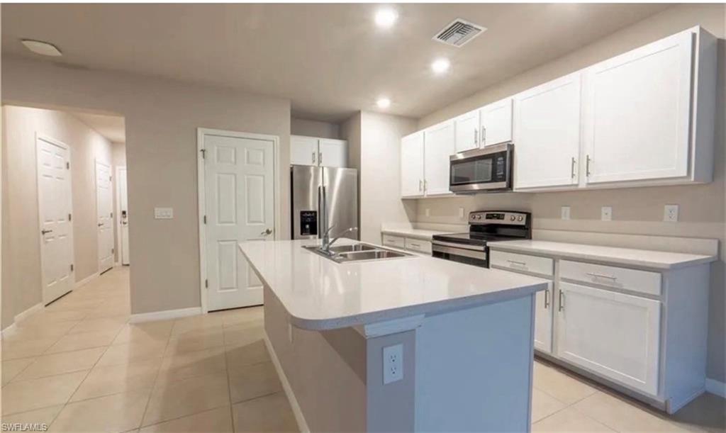 MEADOWOOD - Residential Lease