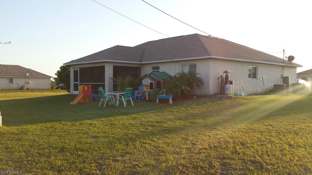 CAPE CORAL - Residential