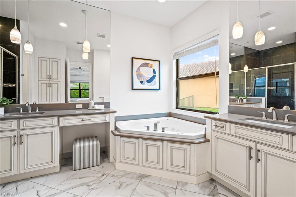 MARBELLA ISLES - Residential