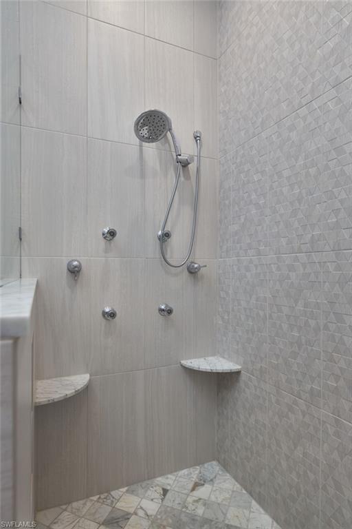 BRYNWOOD - Residential