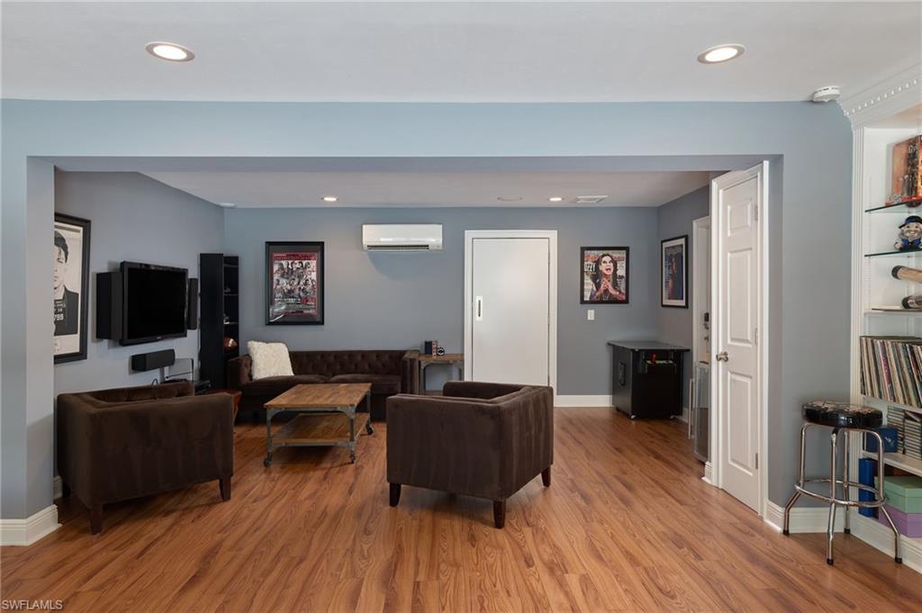 BRYNWOOD - Residential