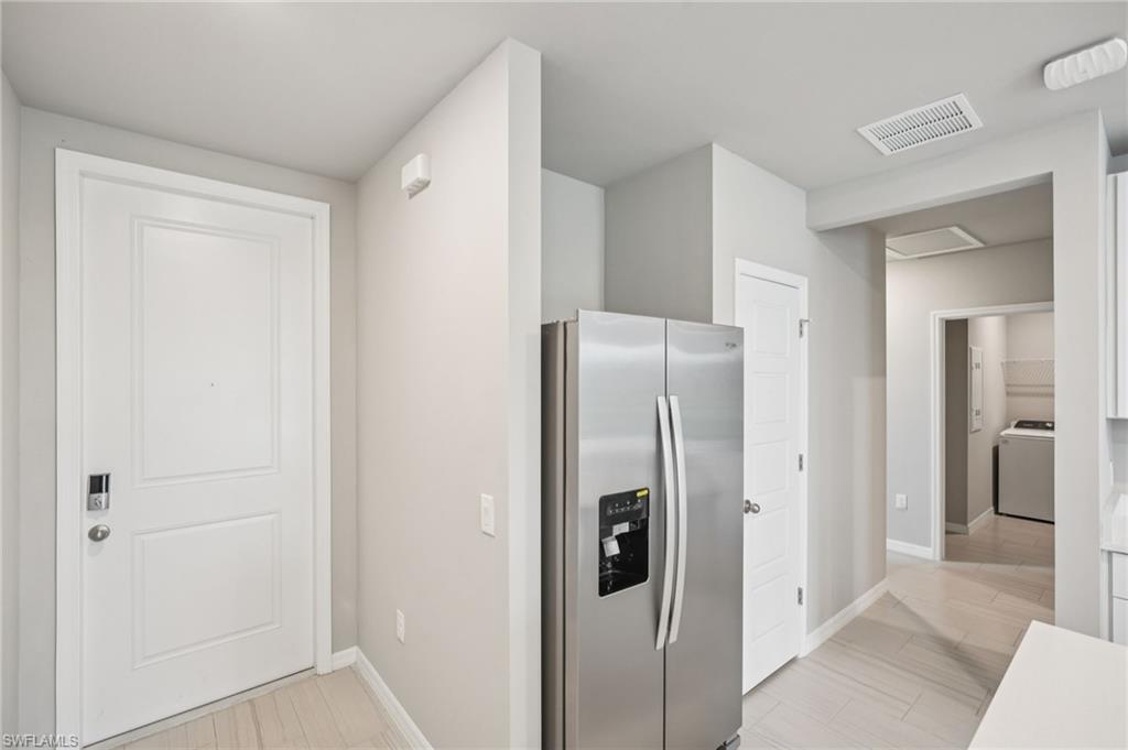 CRESCENT LAKES - Residential