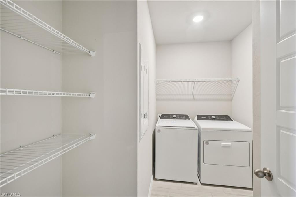 CRESCENT LAKES - Residential