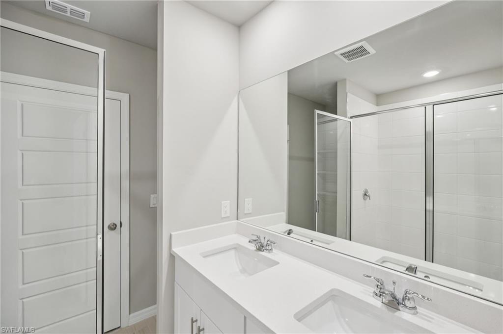 CRESCENT LAKES - Residential