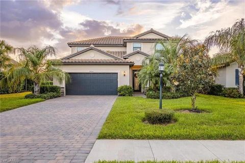 19424 Elston WAY ESTERO FL 33928