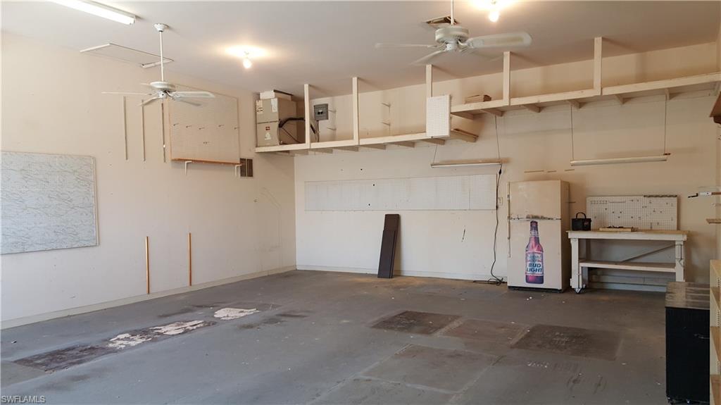 COLONIAL PINES - Residential