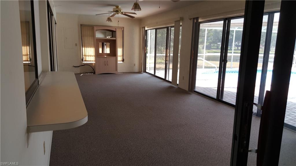 COLONIAL PINES - Residential