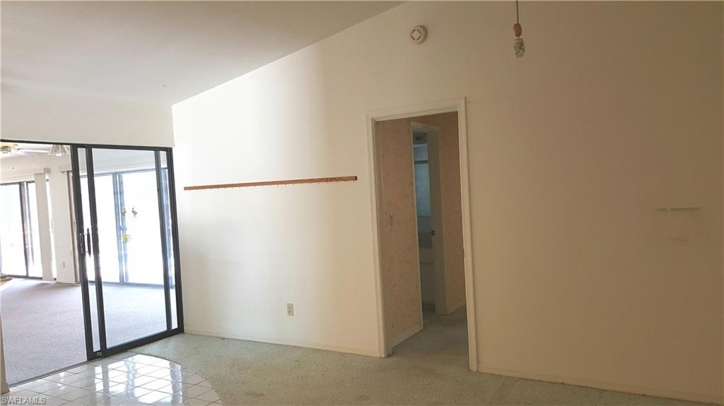 COLONIAL PINES - Residential