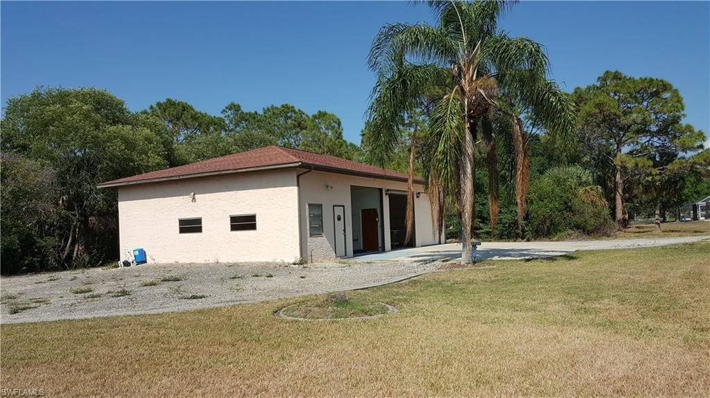 COLONIAL PINES - Residential