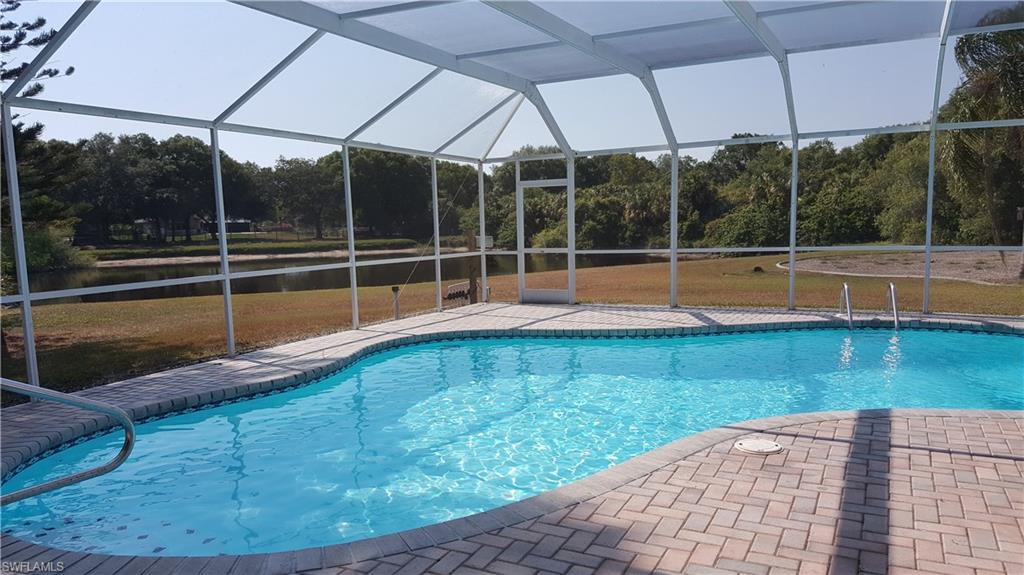 COLONIAL PINES - Residential