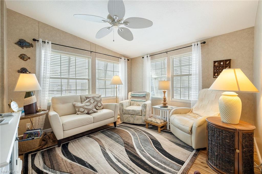 SIX LAKES COUNTRY CLUB - Residential